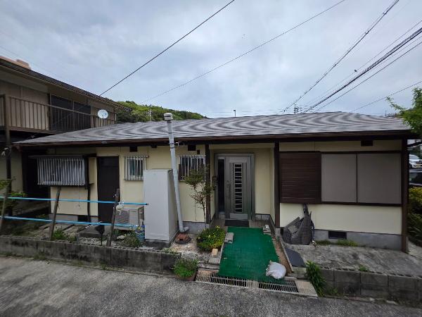 平屋和風建築の家の画像