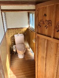 建具とトイレの写真