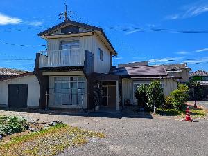 2階建庭付和風建築の家