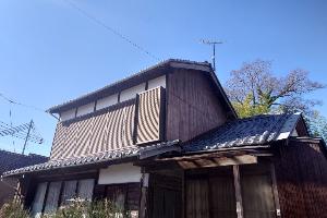 木造2階建日本建築の外観写真